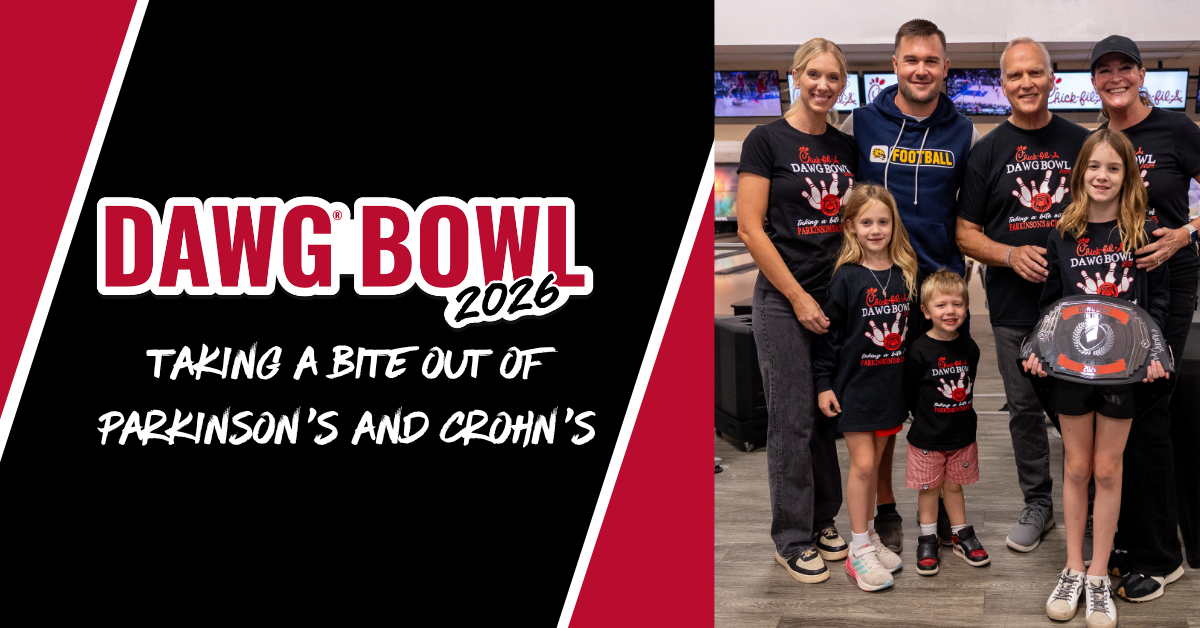 Dawg Bowl 2026 GaFunder Header Graphic graphic that says Dawg Bowl 2026 along with a photo of Coach Richt with his family