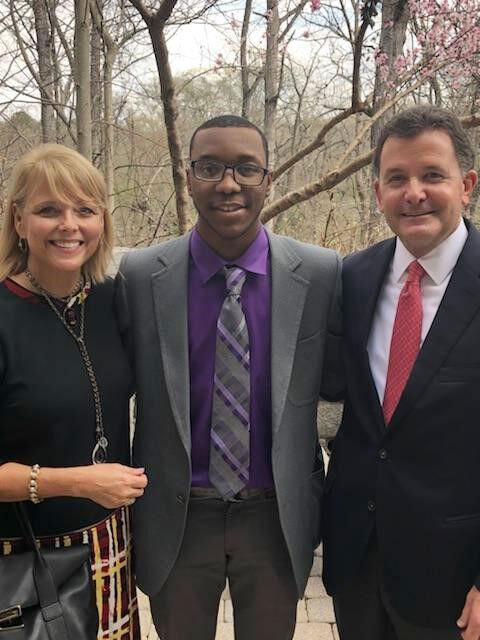 Beth Storey, Savonte Wilson (BS '21), and Barry Storey.